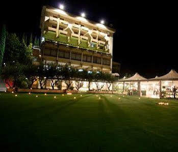 Hotel Isola Di Lauria Lauria Inferiore Buitenkant foto